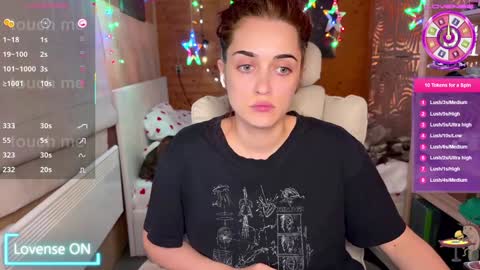 Snapshot of ps4pro chatting on February 2025 01:21:02 AM Queen of Pain online show from February 2025 01:21:02 AM