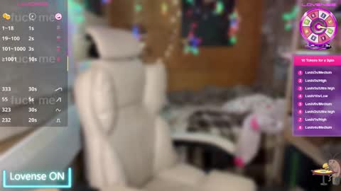 Snapshot of ps4pro chatting on March 2025 04:27:02 AM Queen of Pain online show from March 2025 04:27:02 AM