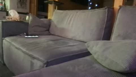 Snapshot of ps4pro chatting on March 2025 11:42:02 AM Queen of Pain online show from March 2025 11:42:02 AM