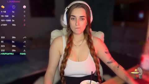 Queen of Pain online show from November 2025 04:58:02 AM