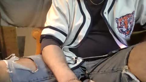 Snapshot of pspee313 chatting on April 2026 02:20:01 AM pspee313 online show from April 2026 02:20:01 AM