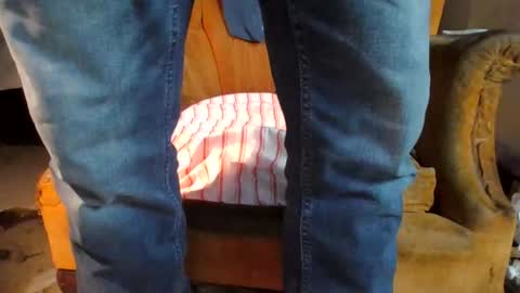 Snapshot of pspee313 chatting on April 2026 01:09:02 AM pspee313 online show from April 2026 01:09:02 AM