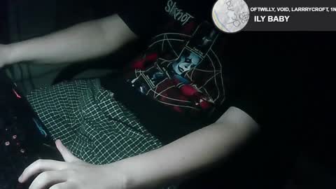 Snapshot of pt35l chatting on December 2024 04:51:02 AM your mysterious man online show from December 2024 04:51:02 AM