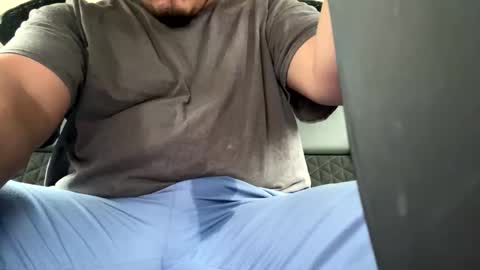 HappyD101 online show from December 2025 09:31:02 PM