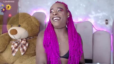 Snapshot of puca_eboony chatting on January 2025 04:40:01 PM pucca online show from January 2025 04:40:01 PM