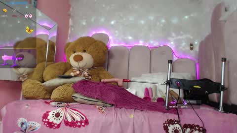 Snapshot of puca_eboony chatting on January 2025 08:00:01 PM pucca online show from January 2025 08:00:01 PM