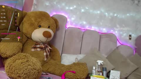 Snapshot of puca_eboony chatting on January 2025 12:35:01 PM pucca online show from January 2025 12:35:01 PM