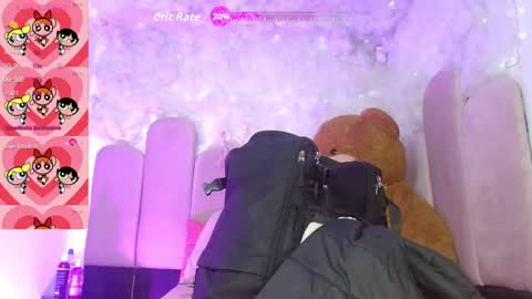 Snapshot of puca_eboony chatting on September 2025 07:37:01 PM pucca online show from September 2025 07:37:01 PM