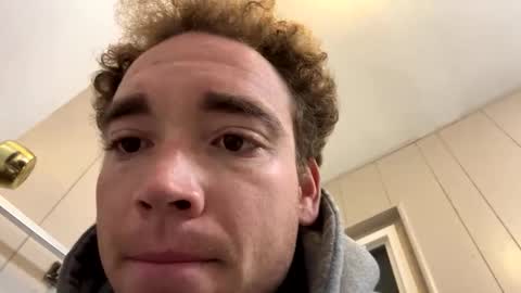 Snapshot of pufftropica chatting on November 2025 08:25:02 AM pufftropica online show from November 2025 08:25:02 AM