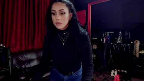 Snapshot of puffy_love chatting on March 2026 09:21:01 PM MissPuffyLove online show from March 2026 09:21:01 PM