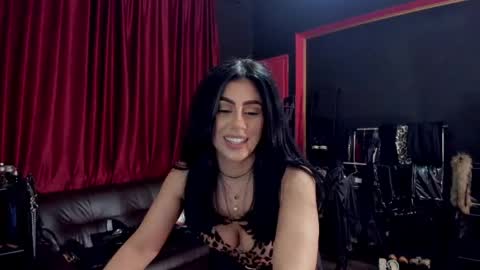 Snapshot of puffy_love chatting on April 2026 10:54:02 PM MissPuffyLove online show from April 2026 10:54:02 PM