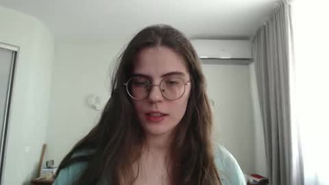 Snapshot of puffy_sex_lover chatting on April 2026 08:17:01 AM puffy_sex_lover online show from April 2026 08:17:01 AM