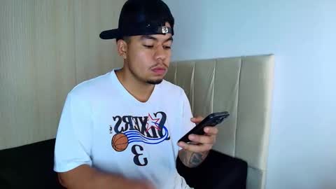 Snapshot of pull_bershh chatting on March 2026 11:43:01 PM pull_bershh online show from March 2026 11:43:01 PM