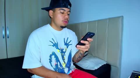 Snapshot of pull_bershh chatting on April 2026 01:28:02 AM pull_bershh online show from April 2026 01:28:02 AM