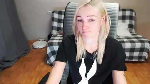 Polly online show from January 2026 02:10:01 PM