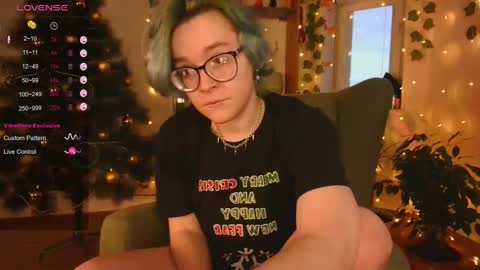 Snapshot of pumbazaebumba chatting on December 2024 10:45:02 AM Alisa lack of vitamin D online show from December 2024 10:45:02 AM