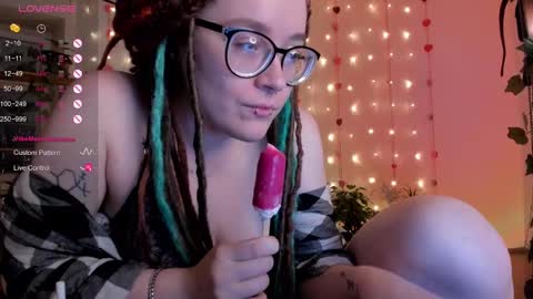 Snapshot of pumbazaebumba chatting on February 2025 03:41:02 PM Alisa lack of vitamin D online show from February 2025 03:41:02 PM