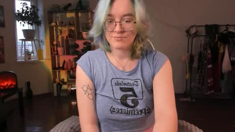 Snapshot of pumbazaebumba chatting on September 2025 12:21:02 PM Alisa lack of vitamin D online show from September 2025 12:21:02 PM