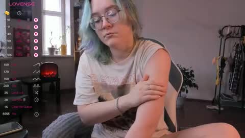 Snapshot of pumbazaebumba chatting on October 2025 04:42:01 AM Alisa lack of vitamin D online show from October 2025 04:42:01 AM