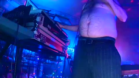 punkrunr083 online show from July 2026 09:12:02 AM