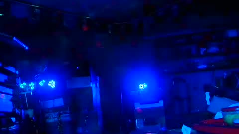 punkrunr083 online show from July 2026 07:32:02 AM