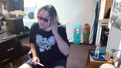 Snapshot of punkypapi chatting on March 2026 04:12:02 PM Jojo online show from March 2026 04:12:02 PM