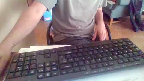 Snapshot of pup_y chatting on September 2025 09:20:02 AM pup_y online show from September 2025 09:20:02 AM