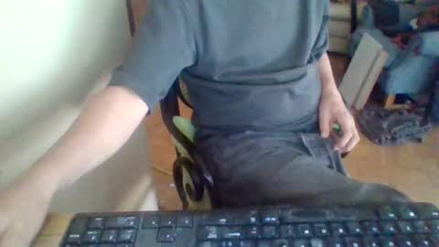 Snapshot of pup_y chatting on September 2025 04:54:02 PM pup_y online show from September 2025 04:54:02 PM