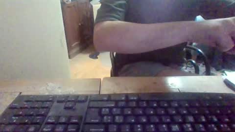 Snapshot of pup_y chatting on October 2025 09:01:01 PM pup_y online show from October 2025 09:01:01 PM