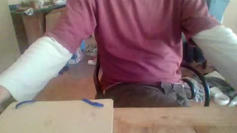 Snapshot of pup_y chatting on October 2025 08:03:01 AM pup_y online show from October 2025 08:03:01 AM