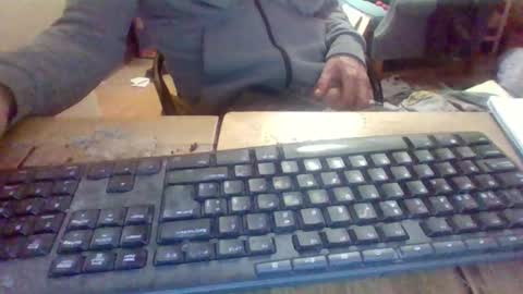 Snapshot of pup_y chatting on October 2025 10:10:01 PM pup_y online show from October 2025 10:10:01 PM