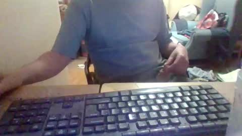 Snapshot of pup_y chatting on October 2025 06:29:02 PM pup_y online show from October 2025 06:29:02 PM