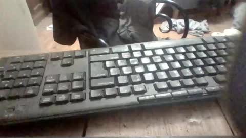 Snapshot of pup_y chatting on October 2025 10:33:02 PM pup_y online show from October 2025 10:33:02 PM