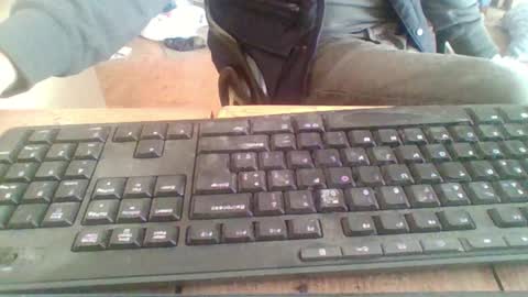 Snapshot of pup_y chatting on November 2025 09:52:02 AM pup_y online show from November 2025 09:52:02 AM