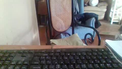 Snapshot of pup_y chatting on November 2025 04:00:02 PM pup_y online show from November 2025 04:00:02 PM