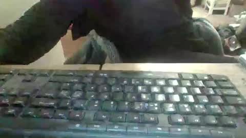 Snapshot of pup_y chatting on December 2025 07:45:02 AM pup_y online show from December 2025 07:45:02 AM