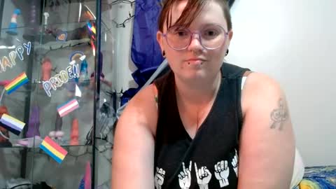 Snapshot of pupghostt chatting on June 2026 01:11:01 PM PupGhostt online show from June 2026 01:11:01 PM