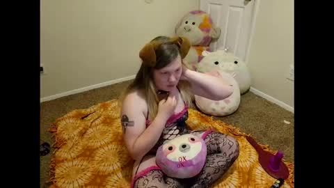 Snapshot of puppygirllovestobeg chatting on April 2026 06:33:02 AM puppygirllovestobeg online show from April 2026 06:33:02 AM