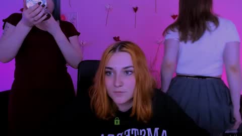 Snapshot of pure_radiance chatting on April 2026 09:03:02 AM Ask me3 online show from April 2026 09:03:02 AM