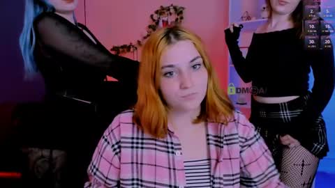 Snapshot of pure_radiance chatting on April 2026 09:03:02 AM Ask me3 online show from April 2026 09:03:02 AM