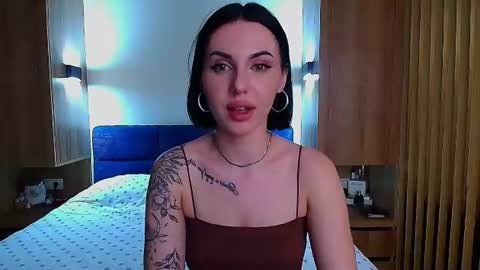 Julia online show from July 2026 04:44:01 PM