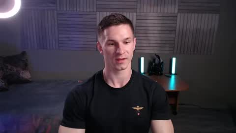 Snapshot of puremenshape chatting on May 2026 06:27:02 PM puremenshape online show from May 2026 06:27:02 PM