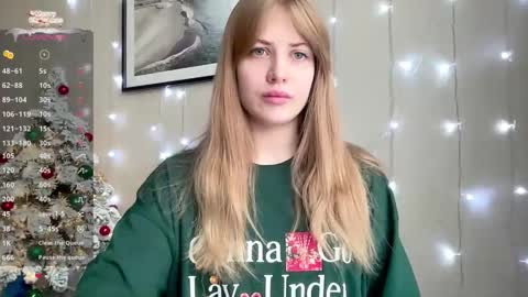 Alicia online show from December 2024 10:21:01 AM