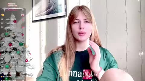 Alicia online show from December 2024 11:06:02 AM