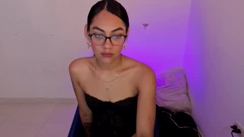 purepleasure25 online show from February 2026 09:00:02 PM