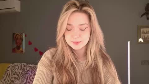 Snapshot of purple_averge chatting on March 2026 05:45:02 AM Bella online show from March 2026 05:45:02 AM