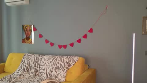 Snapshot of purple_averge chatting on March 2026 05:46:02 AM Bella online show from March 2026 05:46:02 AM