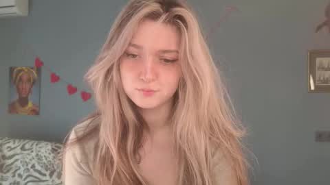 Snapshot of purple_averge chatting on March 2026 05:40:02 AM Bella online show from March 2026 05:40:02 AM