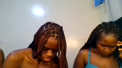 Snapshot of purple_honey2 chatting on July 2026 07:27:01 PM Honey online show from July 2026 07:27:01 PM