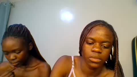 Snapshot of purple_honey2 chatting on July 2026 03:31:02 AM Honey online show from July 2026 03:31:02 AM
